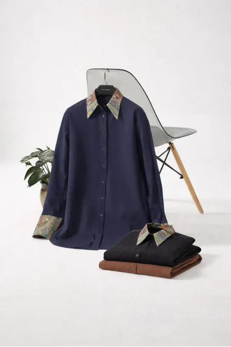CHEMISE À MOTIFS ETHNIQUES