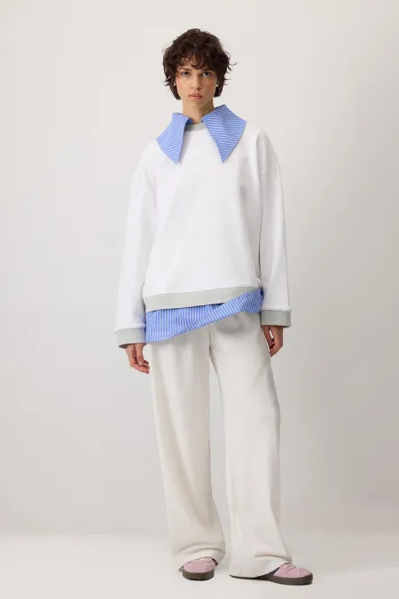 CONTRAST STRIPED SWEATSHIRT