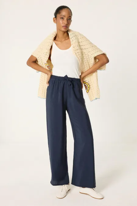 PANTALON EN MODAL AVEC TAILLE ÉLASTIQUE