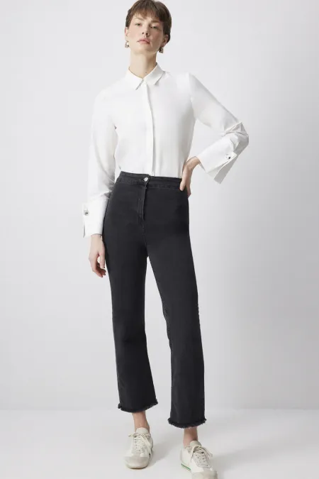 DENIM PANTS WITH FRINGED HEM