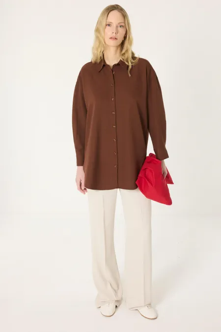 CHEMISE EN CRÊPE SURDIMENSIONNÉE