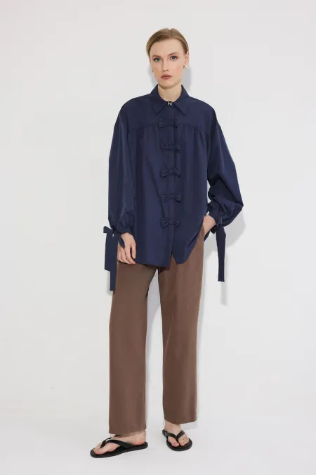 CHEMISE AVEC NŒUD À MANCHES ET NŒUD