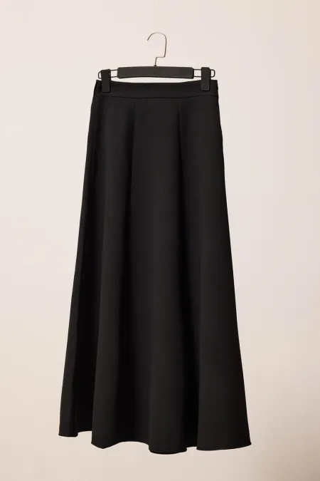 A-line crepe skirt
