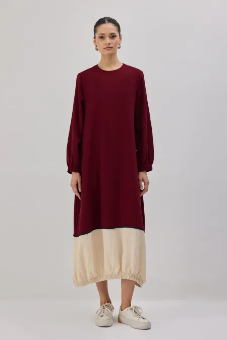 KONTRAST RENKLİ BÜZGÜLÜ ELBİSE