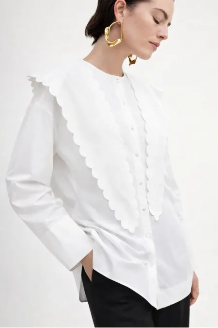 CHEMISE EN POPLIN À COL LARGE