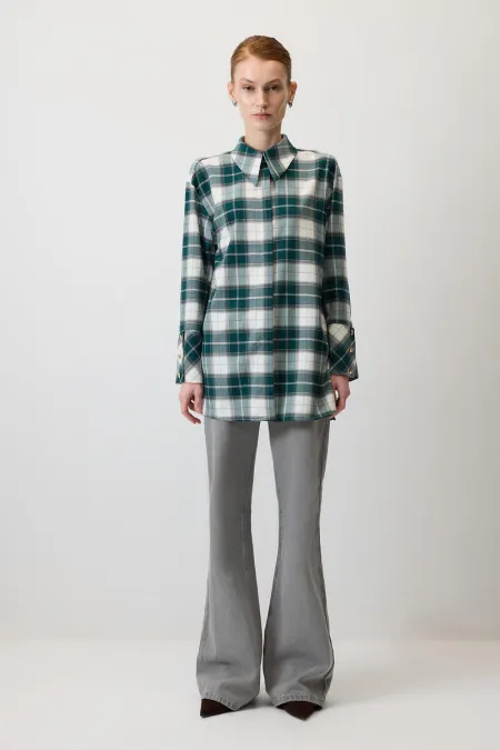 GENİŞ MANŞETLİ EKOSELİ GÖMLEK