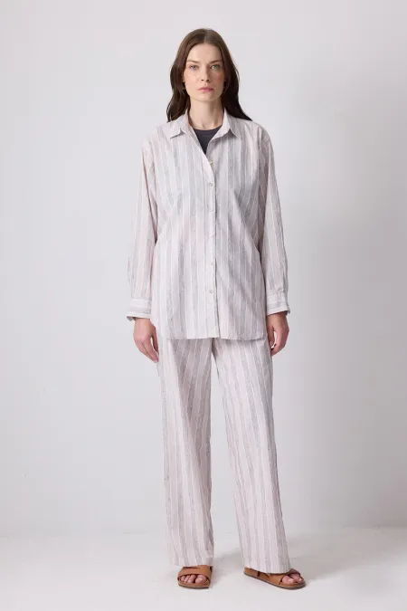 ENSEMBLE CHEMISE ET PANTALON À RAYURES TEXTURÉES EN LIN