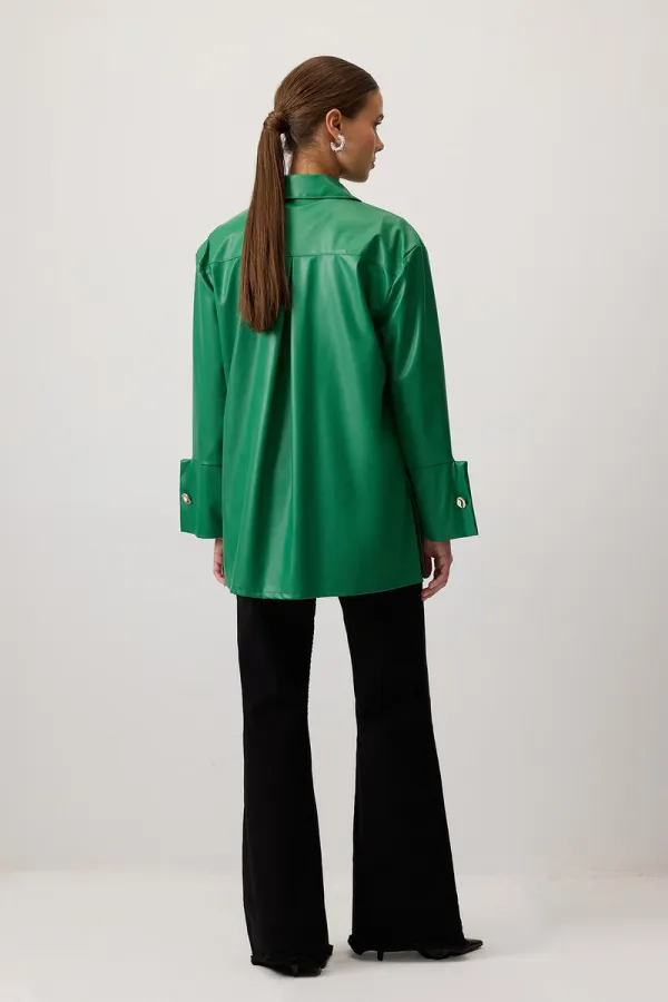 GENİŞ MANŞETLİ SUNİ DERİ GÖMLEK