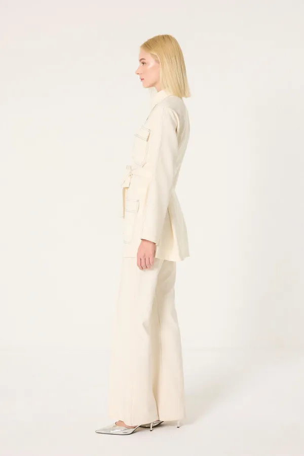 CHEMISE À COUTURES CONTRASTÉES