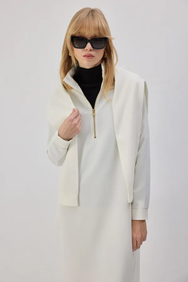 ROBE DROITE AVEC FERMETURE ÉCLAIR