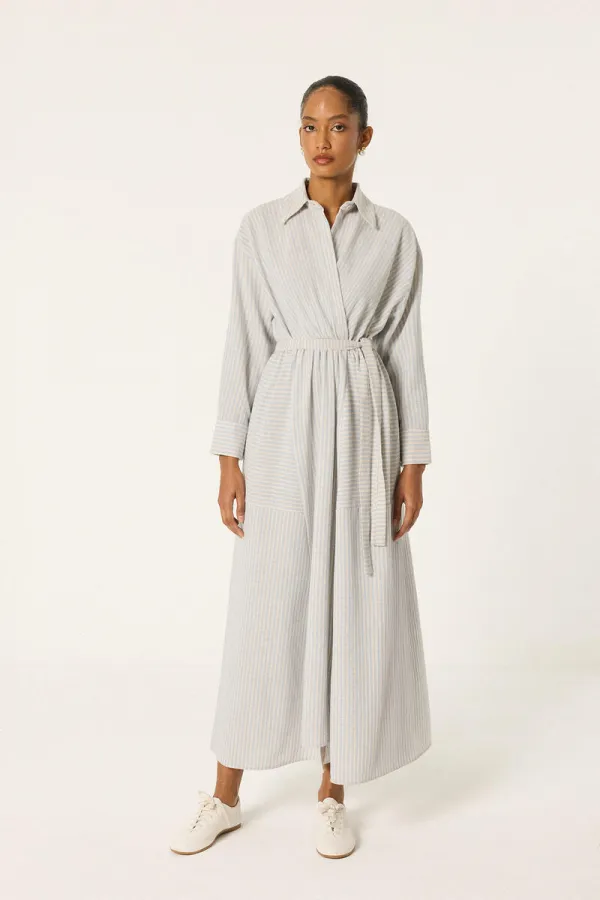 BELİ KUŞAKLI ÇİZGİLİ KETEN ELBİSE