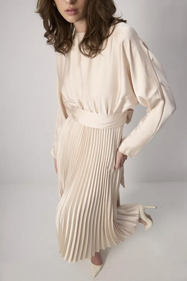 PİLELİ SATEN  ELBİSE