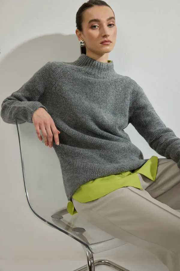 STAND-NECK KNITTED SWEATER STAND-NECK KNITTED SWEATER