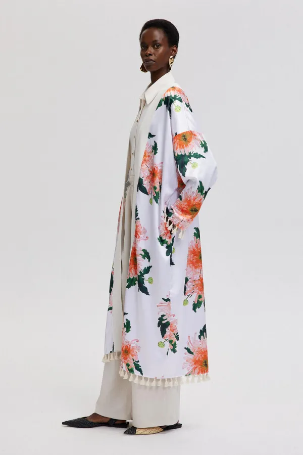 FLORAL PATTERNED KIMONO WITH TASSEL DETAILS FLORAL PATTERNED KIMONO WITH TASSEL DETAILS