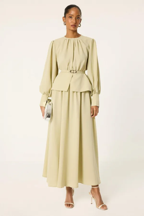 ENSEMBLE TUNIC ET JUPE AVEC DÉTAIL DE CEINTURE