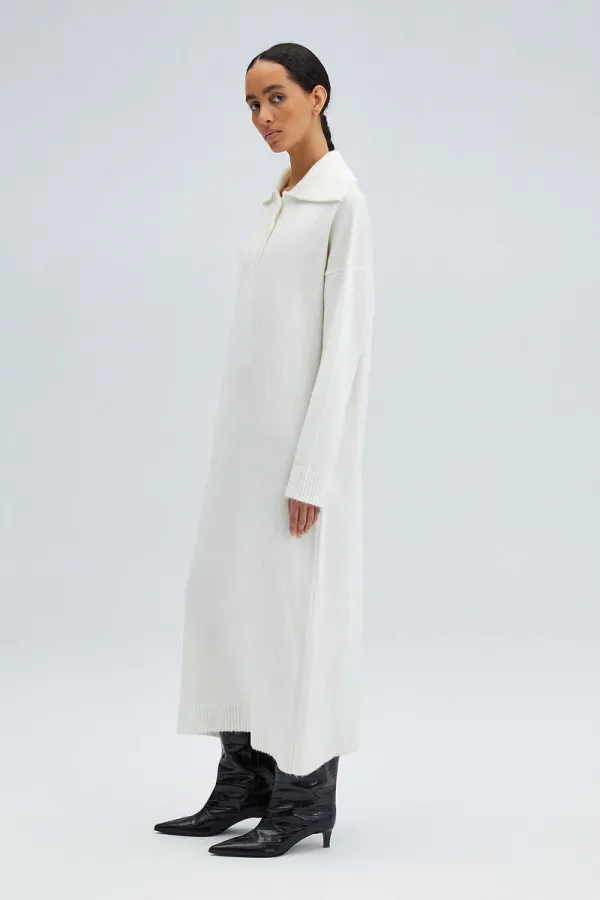 Polo collar knitted dress