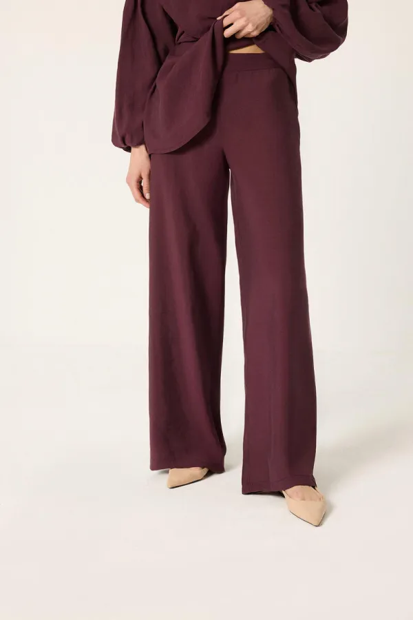 MODAL 2-PIECE SET MODAL 2-PIECE SET