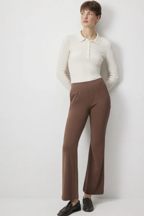 SPANISH-STYLE KNITTED TROUSERS