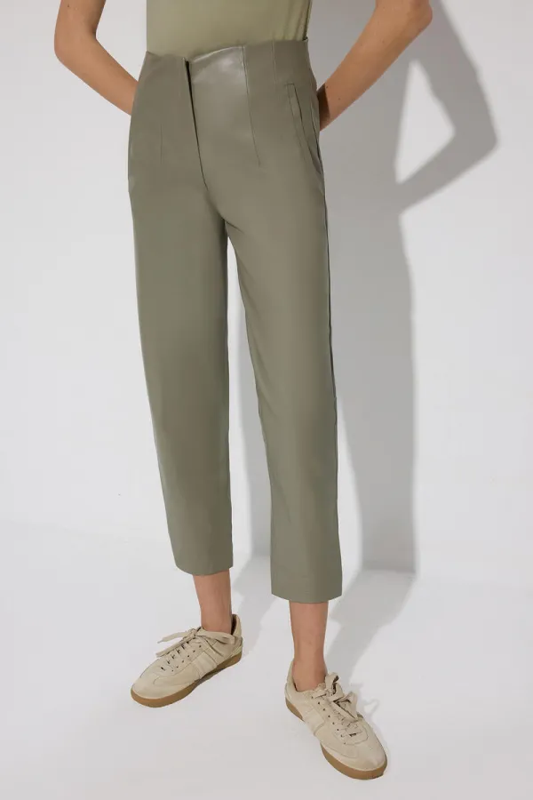 PENSLİ YÜKSEK BEL VEGAN DERİ PANTOLON