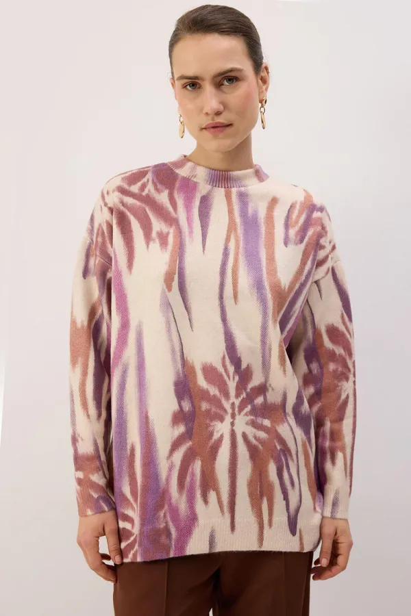 ABSTRACT DESENLİ TRİKO KAZAK