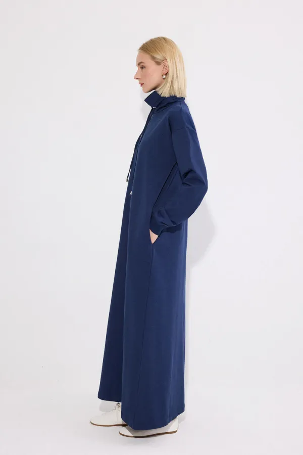 DİK YAKA ÖRME ELBİSE