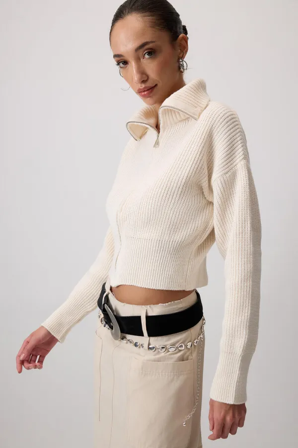 FERMUARLI GENIŞ YAKA TRIKO HIRKA