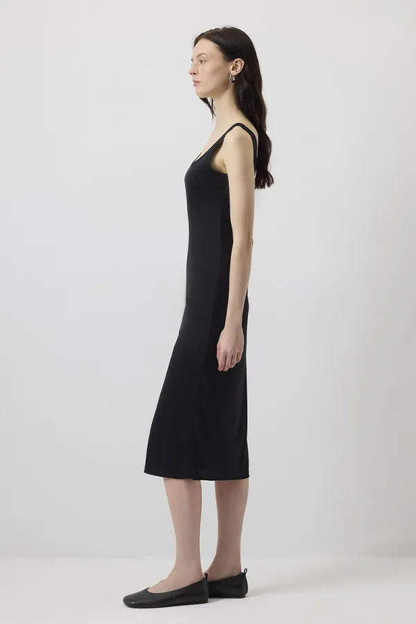 STRAPLESS MIDI-LENGTH LINED