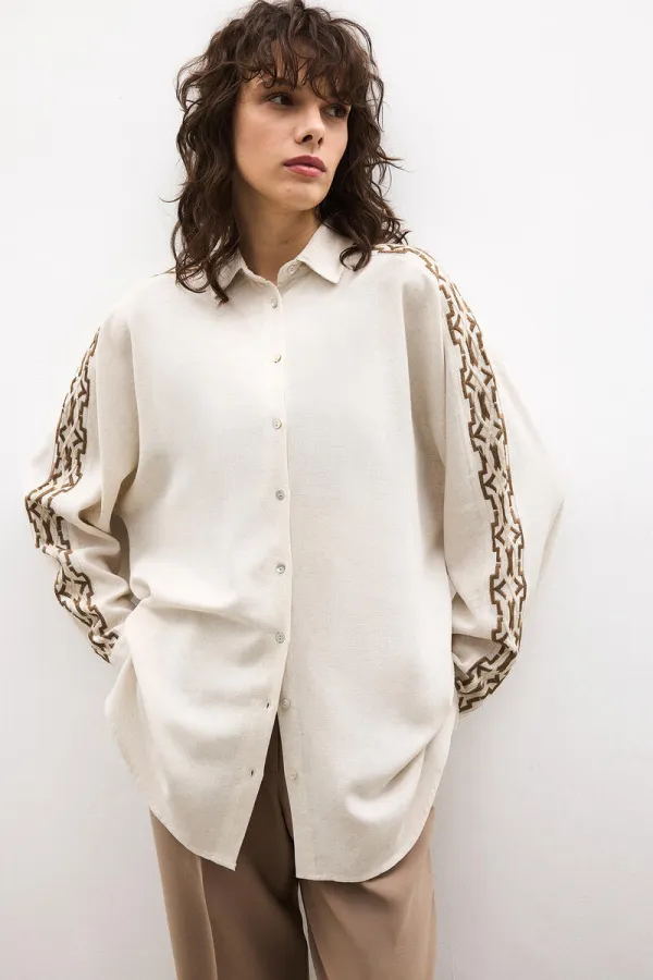 KETEN İŞLEMELİ GÖMLEK