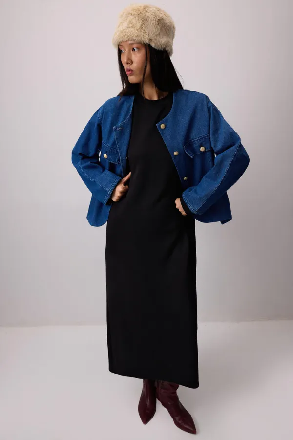 ROBE BASIQUE MOULÉE