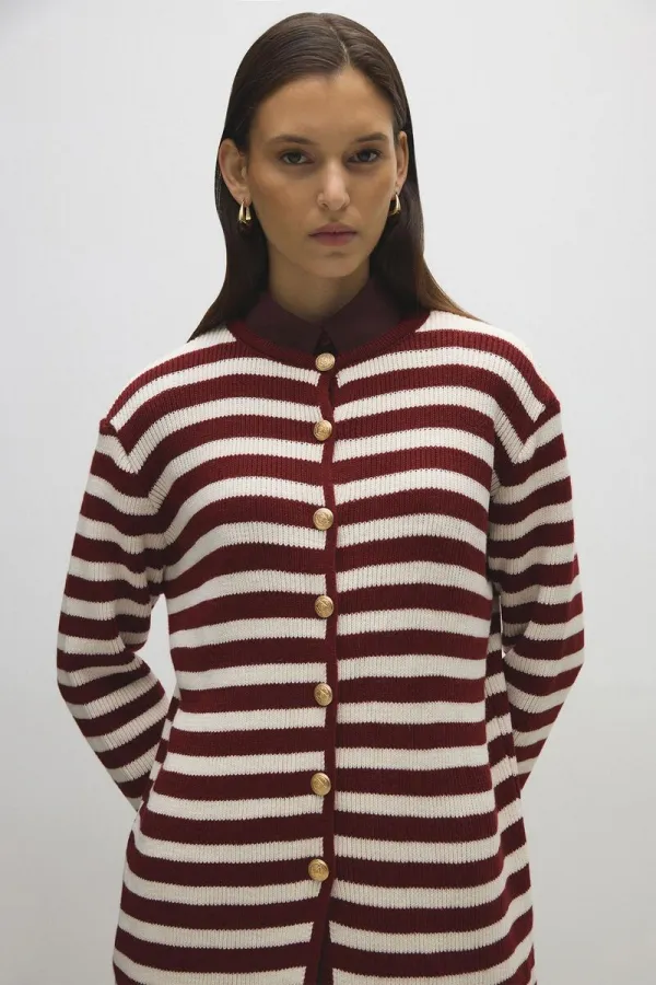 CARDIGAN LONG À BOUTONS DORÉS