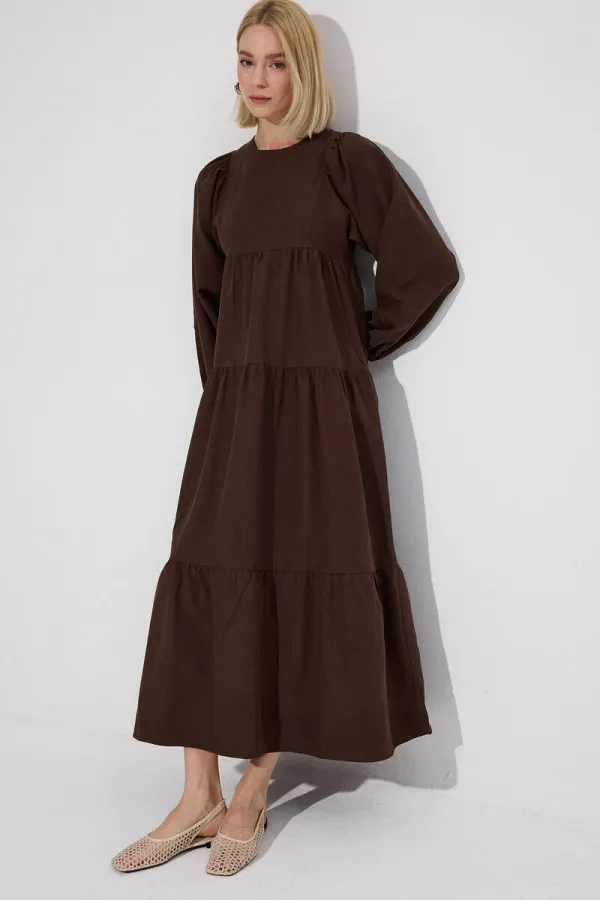 ROBE EN LIN À COL VÉLO