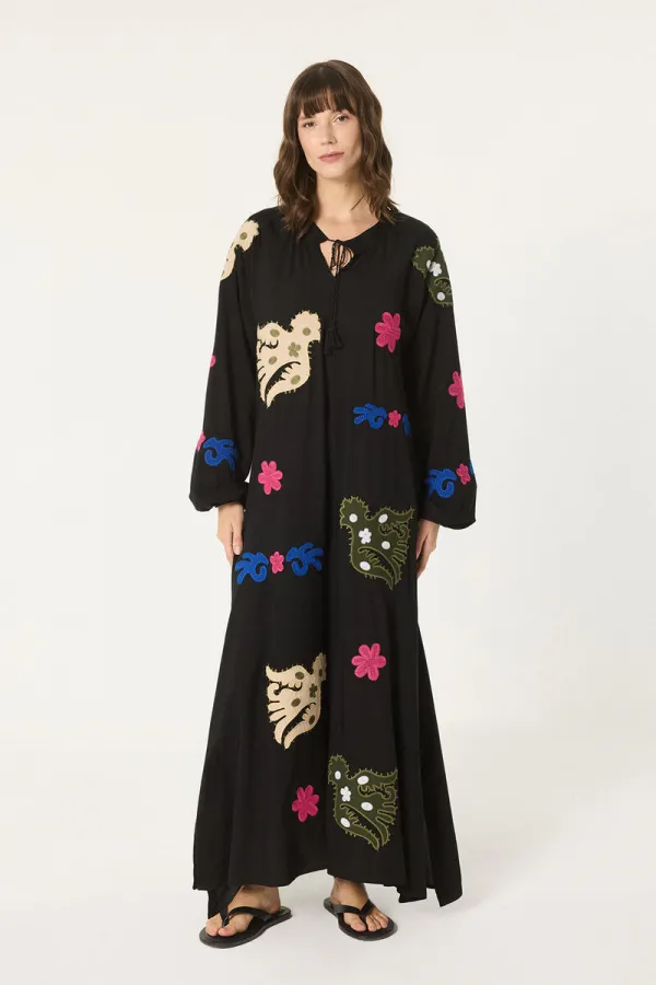 ROBE ETHNIQUE BRODÉE