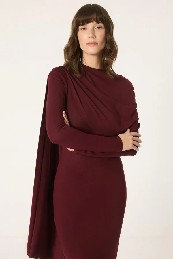 ŞAL DETAYLI ELBİSE