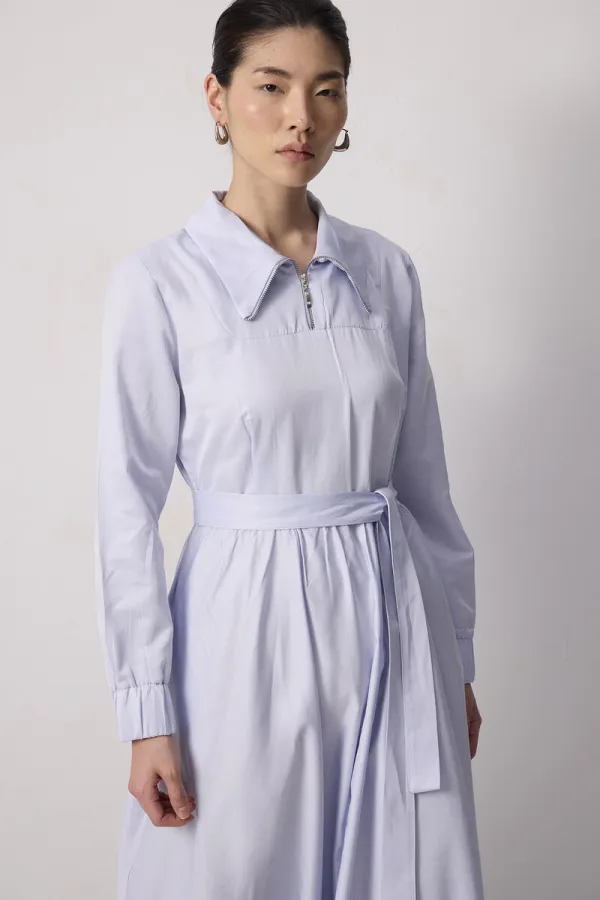 DRESS WITH ZIPPERED COLLAR