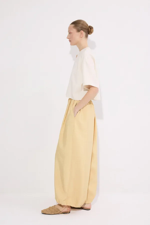 PANTALONS À BONNETS ÉLASTIQUES