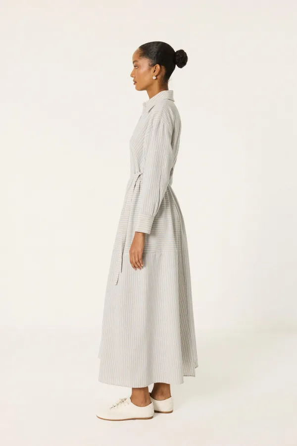 BELİ KUŞAKLI ÇİZGİLİ KETEN ELBİSE