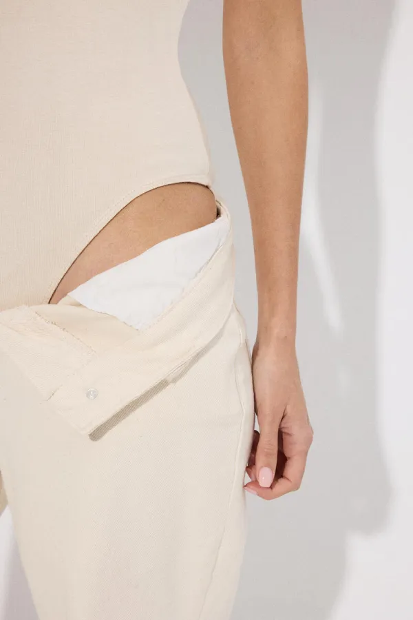 body à col de vélo et boutons-pression