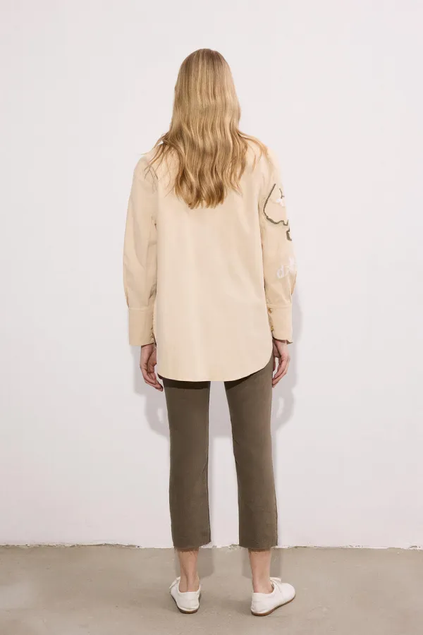 CHEMISE EN GABARDINE BRODÉE