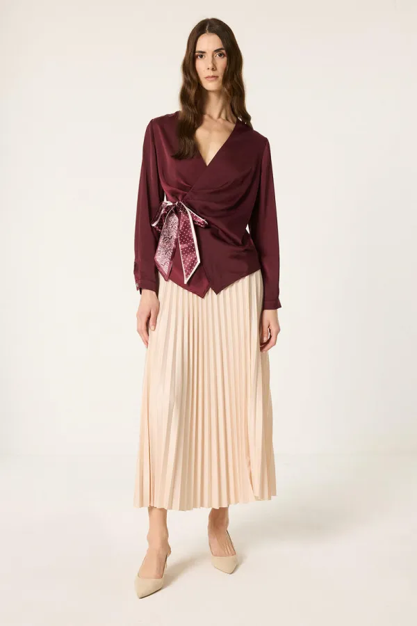 Tunique en satin à nouer sur le côté