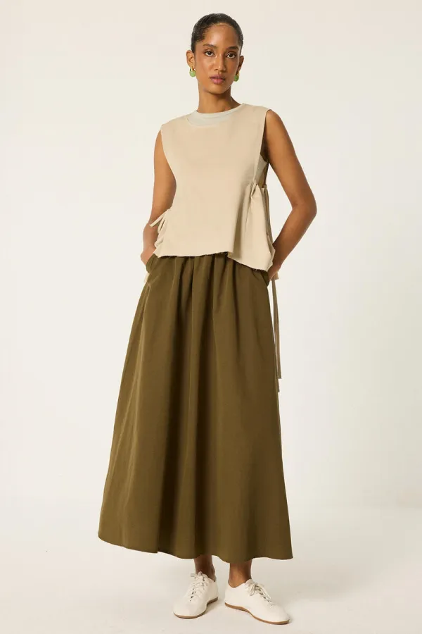 LONG SKIRT WITH ELASTIC WAISTBAND AND POCKETS