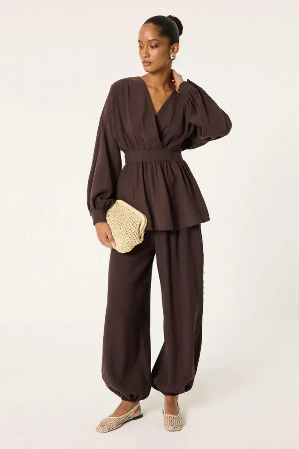 ENSEMBLE 2 PIÈCES TUNIQUE À PÉPLUME ET PANTALON SALWAR