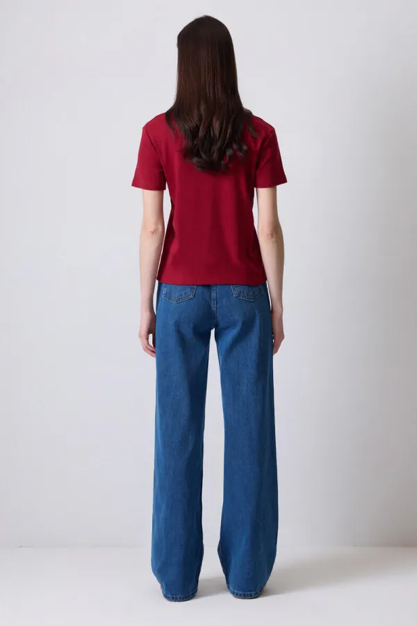 T-SHIRT 100% COTON À MANCHES COURTES ET COUPE CLASSIQUE