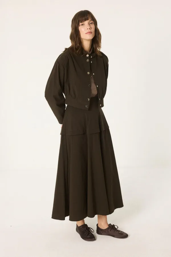 ENSEMBLE VESTE ET JUPE AVEC ÉCHARPE