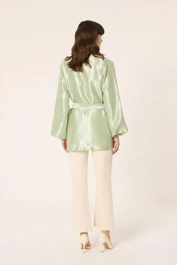 JAKARLI KEMER DETAYLI CEKET