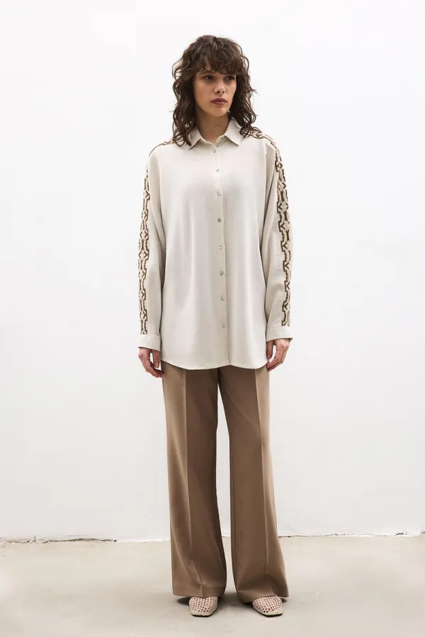 KETEN İŞLEMELİ GÖMLEK