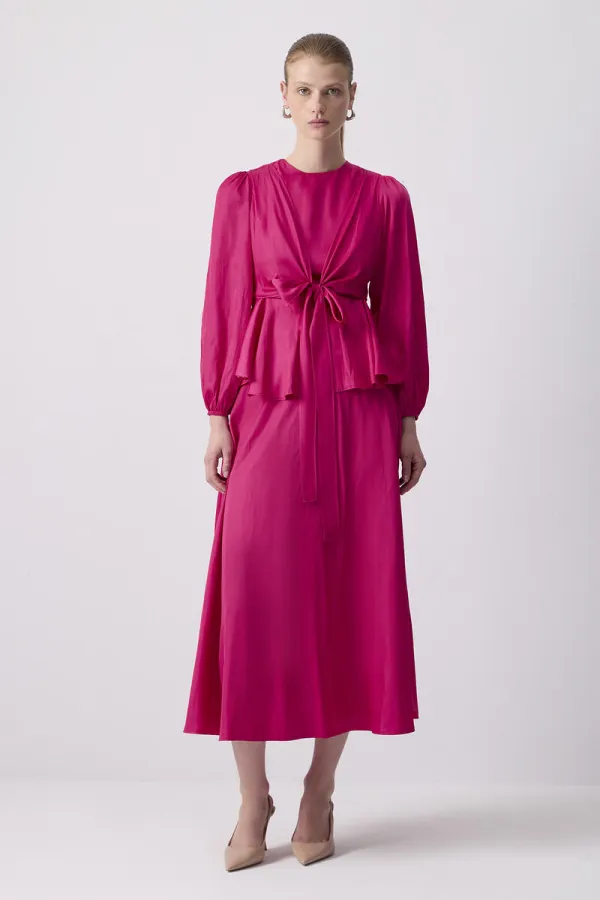 FRONT-TIE SATIN BLOUSE AND SKIRT SET FRONT-TIE SATIN BLOUSE AND SKIRT SET
