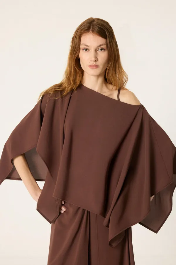BATWING SLEEVE BLOUSE AND TROUSER SET BATWING SLEEVE BLOUSE AND TROUSER SET