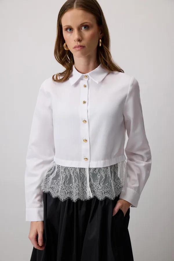 LACE DETAIL CROP SHIRT