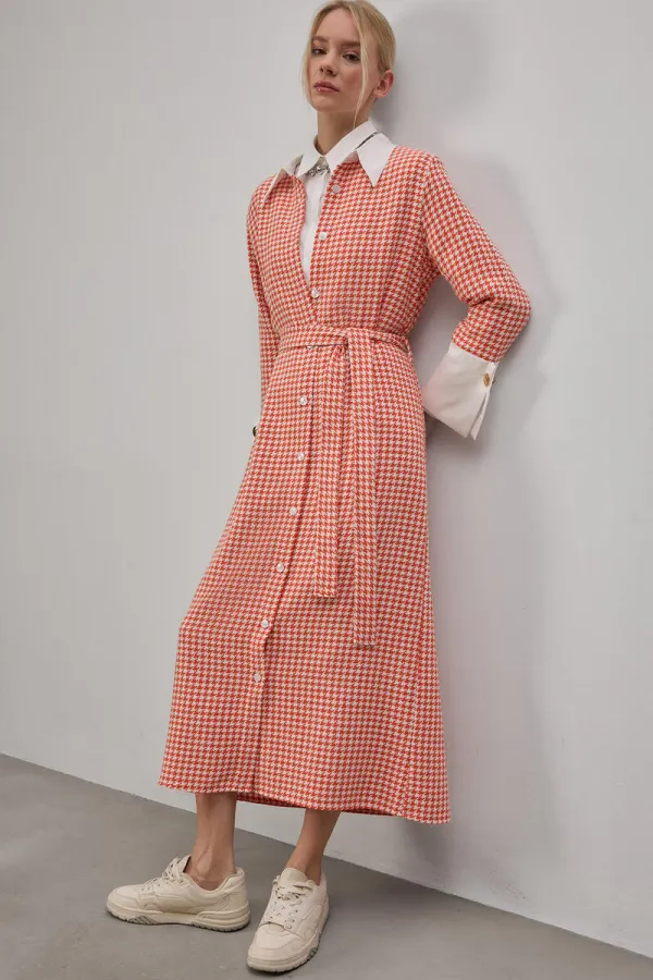 KAZAYAĞI DESENLİ TÜVİT ELBİSE