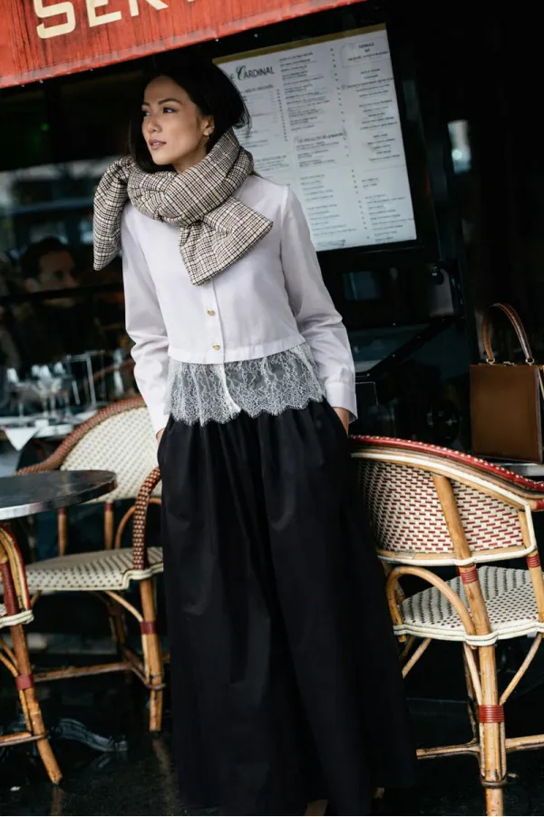 LACE DETAIL CROP SHIRT